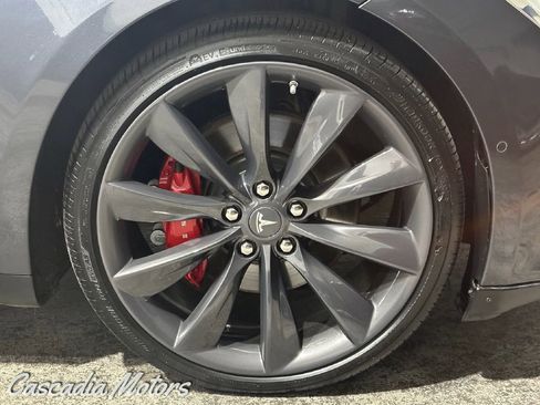 Used 2016 Tesla Model S P90D image 29