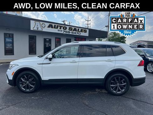 Used 2022 Volkswagen Tiguan SE AWD/4WD image 1