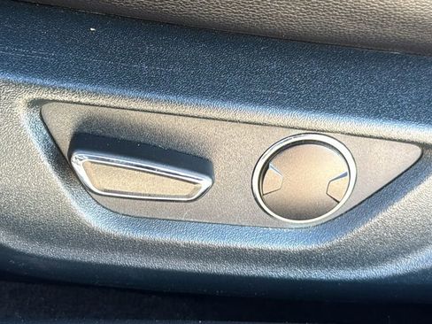 Used 2016 Ford Mustang Premium w/ Equipment Group 201A image 27