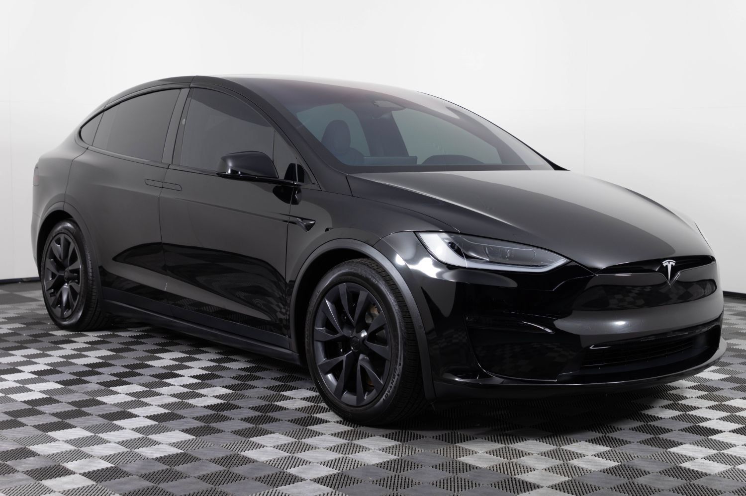 Used 2023 Tesla Model X AWD/4WD image 11