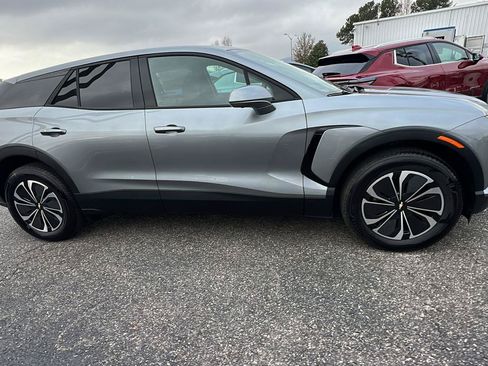 New 2026 Chevrolet Blazer EV LT AWD/4WD image 4