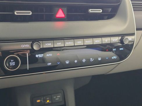 New 2026 Hyundai Ioniq 5 Limited image 27