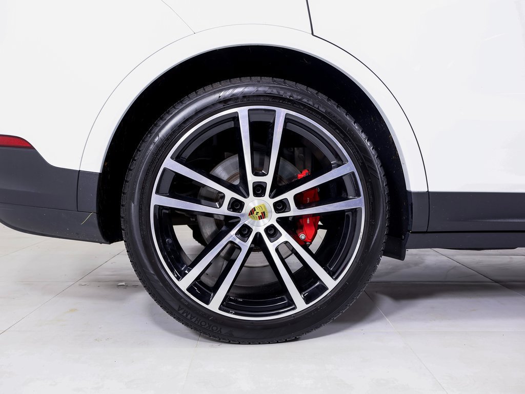 Certified 2024 Porsche Cayenne S AWD/4WD image 21