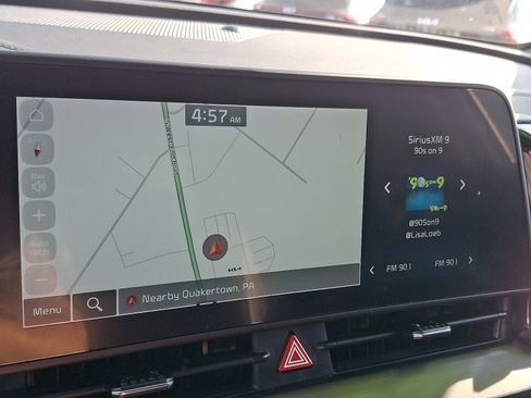 Used 2023 Kia Sportage EX image 16