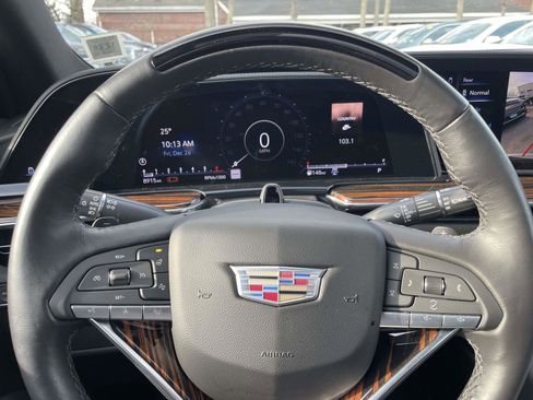 Certified 2023 Cadillac Escalade Premium Luxury image 25