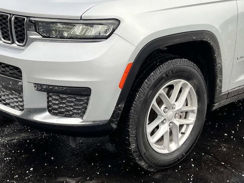 Used 2022 Jeep Grand Cherokee L Laredo w/ Luxury Tech Group I image 9