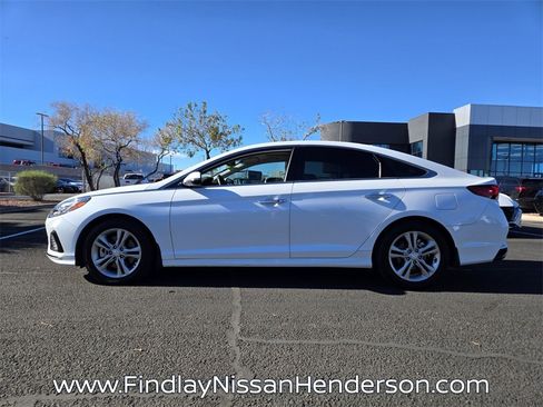 Used 2019 Hyundai Sonata Limited image 3