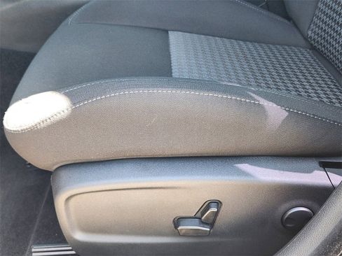 Used 2023 Dodge Charger R/T w/ Blacktop Package image 24