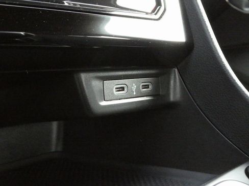 New 2025 Volkswagen Jetta Sport image 18