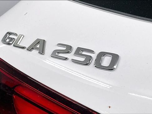 New 2026 Mercedes-Benz GLA 250 4MATIC image 7