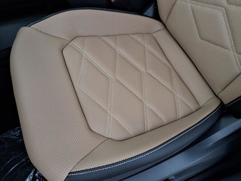 New 2026 Volkswagen Atlas Cross Sport SE image 14