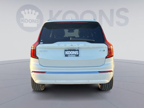 New 2026 Volvo XC90 B6 Plus w/ Protection Package Premier image 5