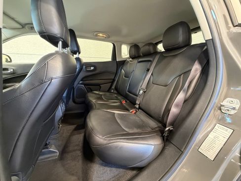 Used 2021 Jeep Compass Limited AWD/4WD image 22