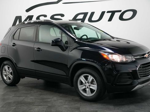 Used 2022 Chevrolet Trax LT w/ Driver Confidence Package AWD/4WD image 7