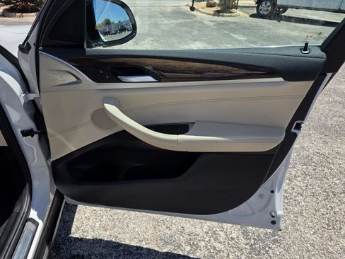 Used 2019 BMW X3 sDrive30i w/ Premium Package RWD image 16