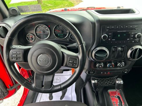 Used 2014 Jeep Wrangler Sport image 20