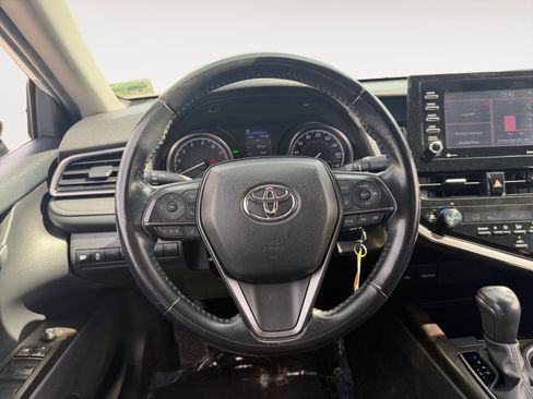 Certified 2023 Toyota Camry SE image 12