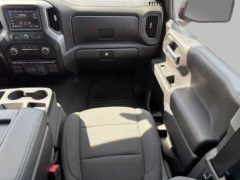 Used 2021 Chevrolet Silverado 1500 Custom w/ Safety Confidence Package image 14