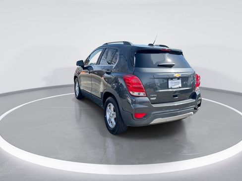 Used 2017 Chevrolet Trax LT w/ Driver Confidence Package image 6