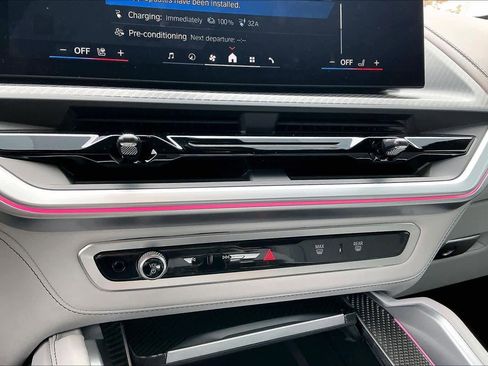 Used 2025 BMW XM image 33