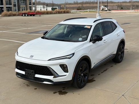 Used 2025 Buick Envision Sport Touring image 14