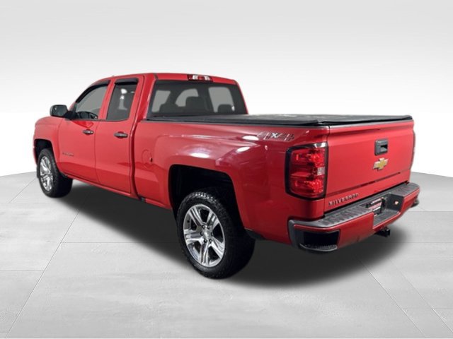Used 2018 Chevrolet Silverado 1500 Custom w/ Custom Value Package AWD/4WD image 7