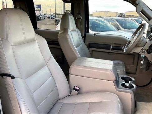 Used 2008 Ford F250 Lariat image 29