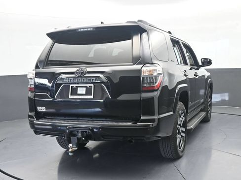 Used 2024 Toyota 4Runner Limited AWD/4WD image 5