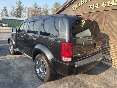 Used 2011 Dodge Nitro Heat AWD/4WD image 2