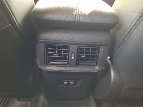 Used 2019 Toyota RAV4 Limited image 21