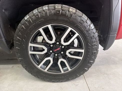 Used 2021 GMC Sierra 1500 AT4 image 9