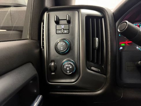 Used 2019 Chevrolet Silverado 2500 LT w/ Custom Sport Edition AWD/4WD image 17