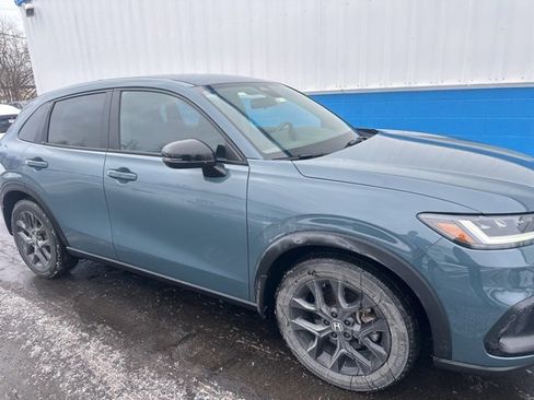 Used 2024 Honda HR-V Sport image 2