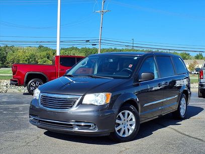 Used 2016 Chrysler Town & Country Touring