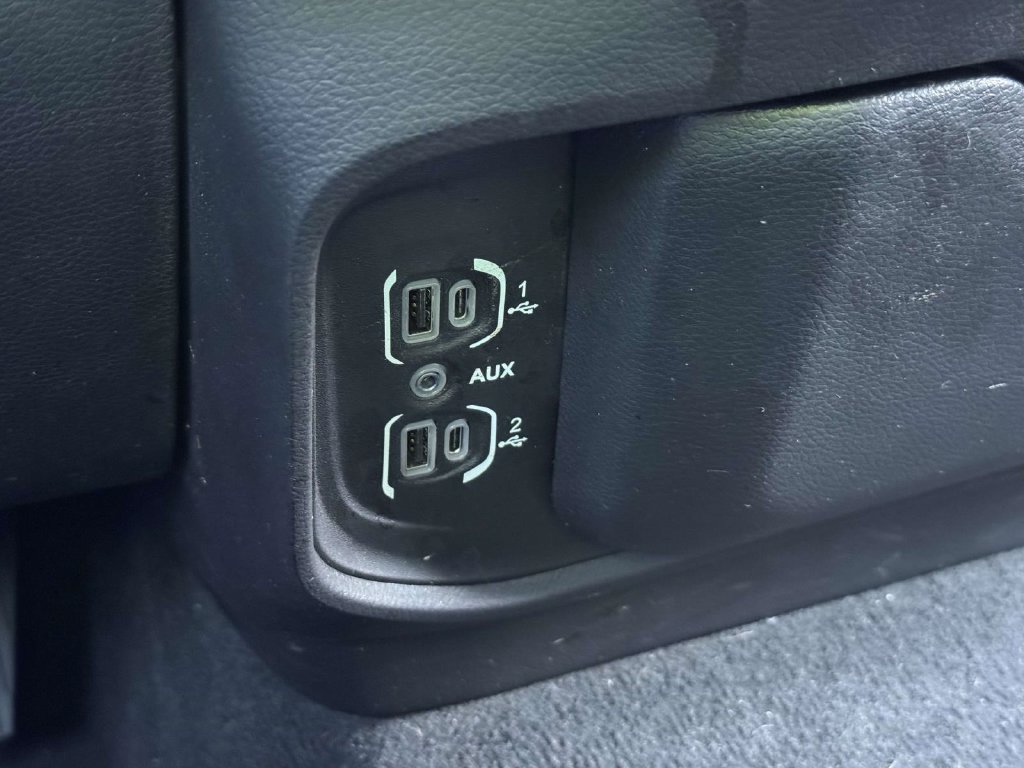 Used 2022 RAM 1500 Big Horn AWD/4WD image 13