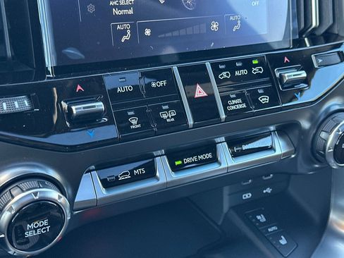 New 2026 Lexus LX 600 F Sport image 15