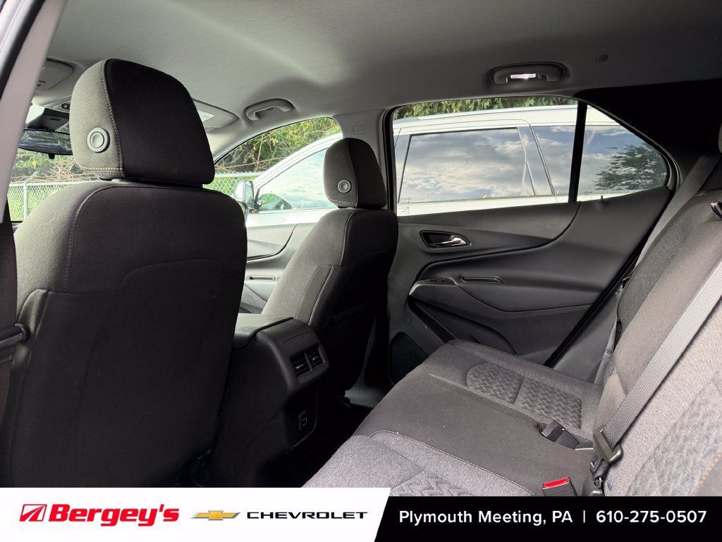 Certified 2024 Chevrolet Equinox LT FWD image 10