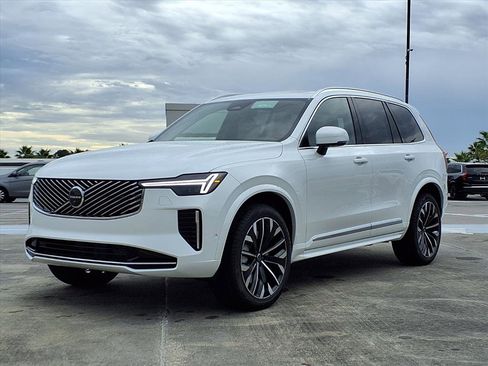 New 2026 Volvo XC90 B6 Plus w/ Protection Package Premier image 3