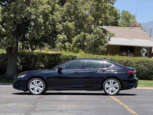 Used 2022 Acura TLX SH-AWD w/ Technology Package image 8