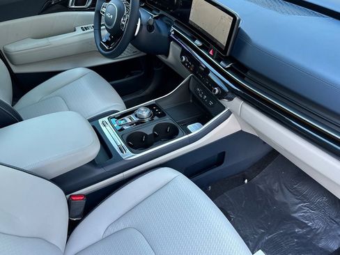 New 2026 Kia Carnival SX Prestige FWD image 18