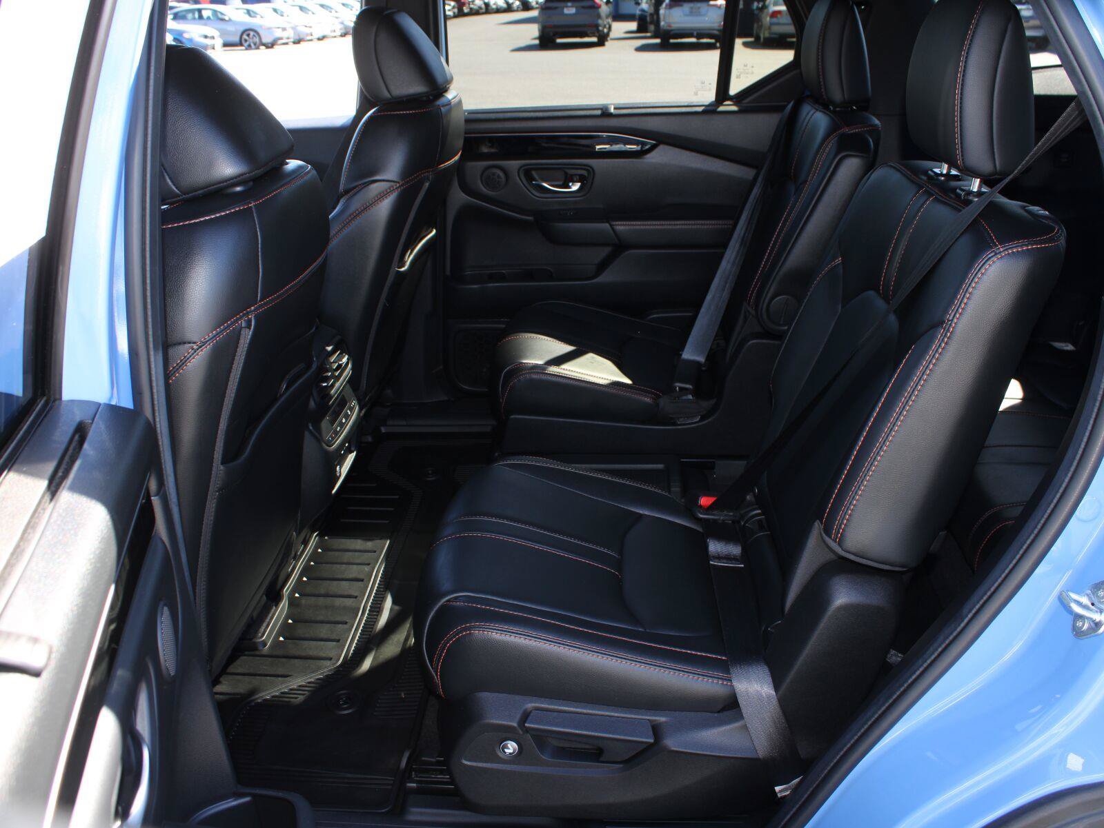 Certified 2024 Honda Pilot TrailSport image 18