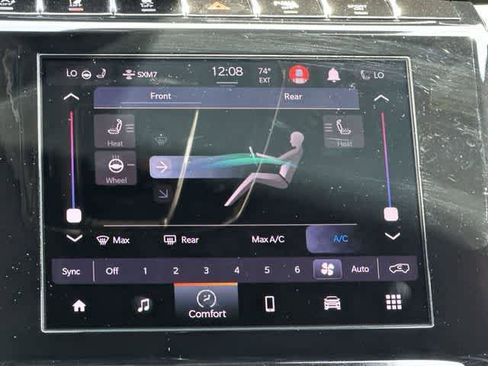 Used 2024 Jeep Grand Cherokee L Altitude AWD/4WD image 15