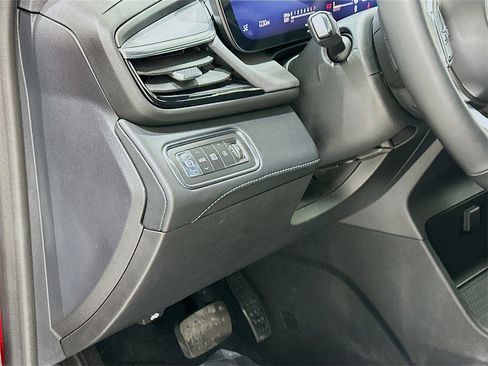 Used 2026 Buick Enclave Sport Touring w/ Power Package image 10