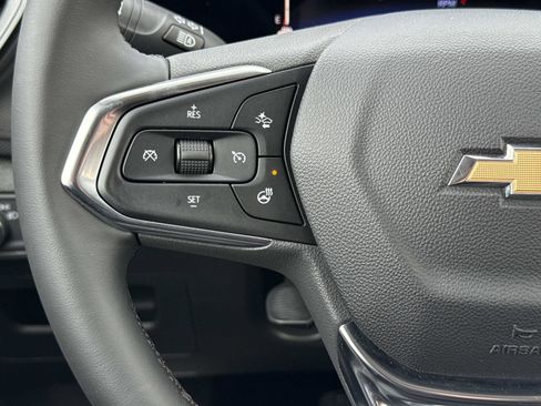 Used 2025 Chevrolet TrailBlazer LT w/ Convenience Package image 8