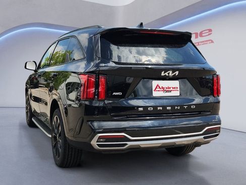 Used 2022 Kia Sorento SX AWD/4WD image 3