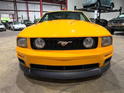 Used 2007 Ford Mustang GT Premium RWD image 9