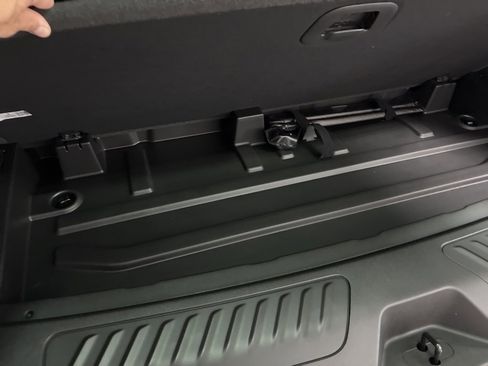 New 2026 GMC Yukon Elevation image 19