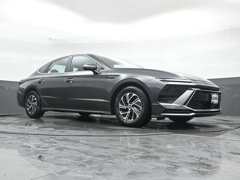 New 2026 Hyundai Sonata Blue FWD image 43