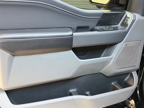 Used 2025 Ford F150 Lightning Flash AWD/4WD image 12