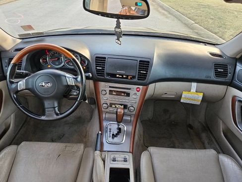 Used 2005 Subaru Outback 3.0R image 21